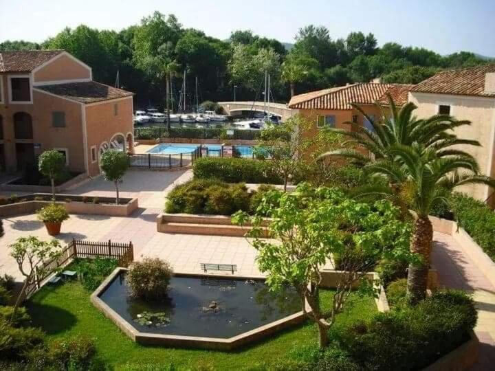 2 Bedrooms, 15 Min Walk To Beach, Ac, Pool & Fiber Internet In A Quiet, Private Gated Domain 5Kms To St Tropez Cogolin Εξωτερικό φωτογραφία